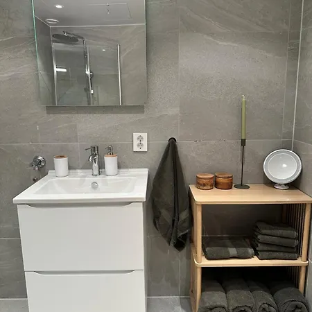Moderne Ved Sjokanten Апартаменты Тромсё